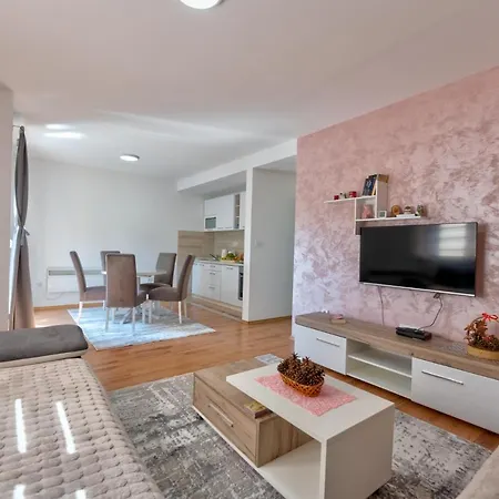 Luka 아파트 즐라티보