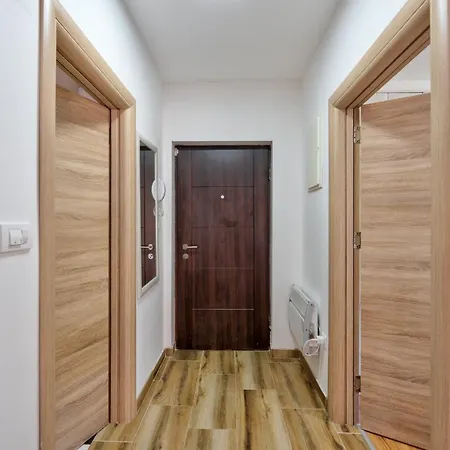 아파트 Luka 즐라티보