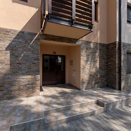 Luka 아파트 즐라티보